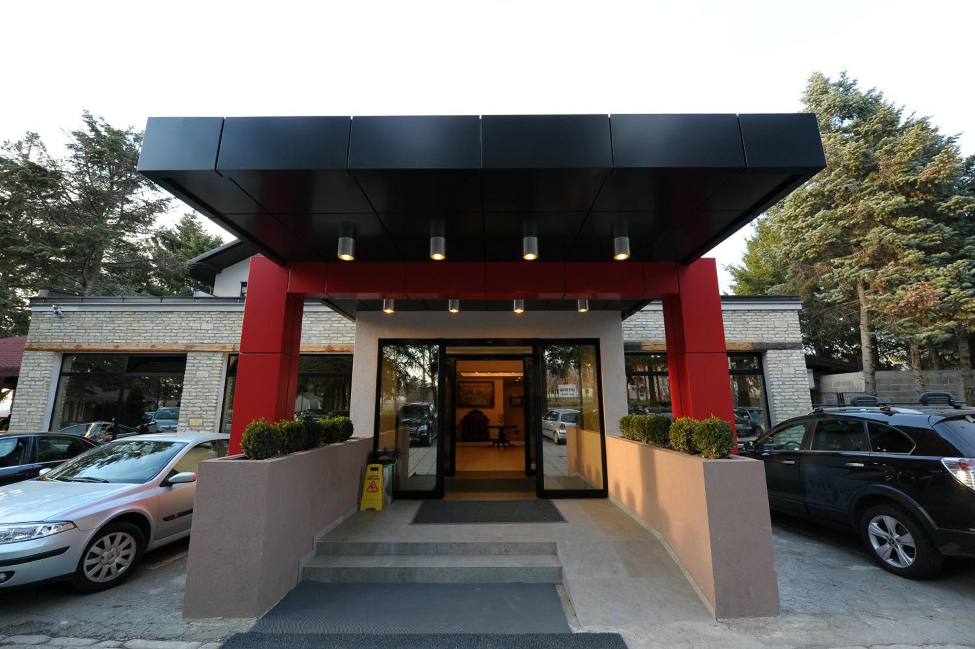 Hotel 1000 Ruza Beograd Ngoại thất bức ảnh