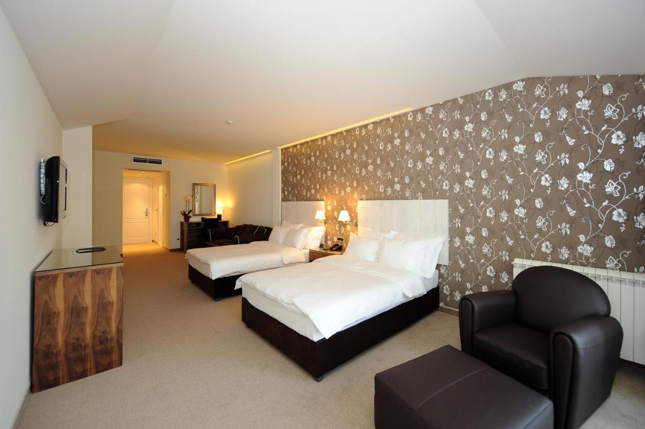 Hotel 1000 Ruza Beograd Phòng bức ảnh